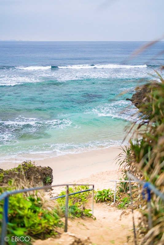 煌めく海へと続く道 沖縄紀行 癒しの動画作家 えびこのブログ
