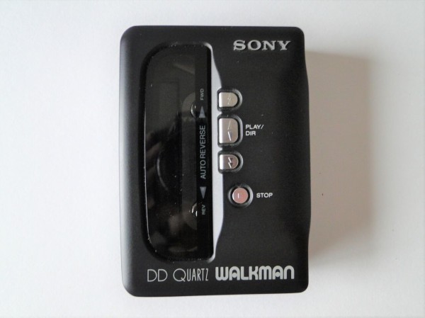 SONY ソニー WM-DD9 WALKMAN※動作未確認 SONY WM-DD9: Sound To Match The Ingenious Mechanism | Zoki