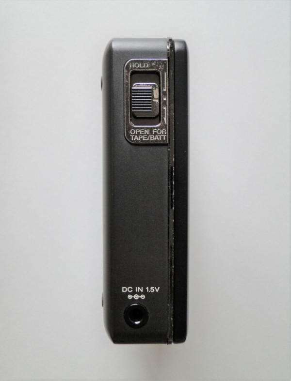 SONY DD QUARTZ WALKMAN WM-DD9 カセットウォークマン Sony WM-DD9 ▷ Walkman.land