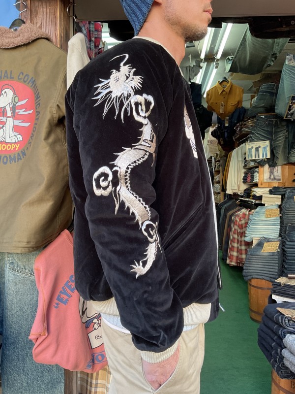 テーラー東洋 ！！中綿入り 別珍スカジャンSNAKE & SKULL×DRAGON
