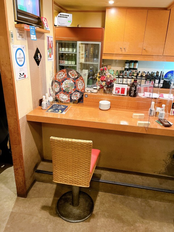ミシュランプレートの人気居酒屋で絶品の刺身盛り合わせハーフ 北海道