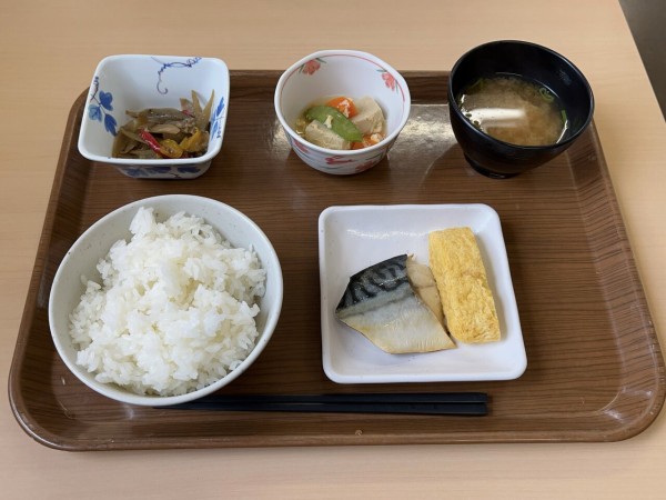 南海和歌山社員食堂で朝7時から提供のワンコインでお釣りが来る和定食