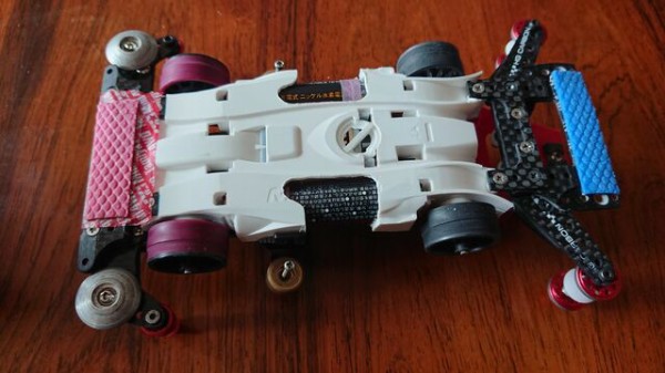 ミニ四駆】ガチMAシャーシを組む！ : サブカル”ダディ”ガッテム日記