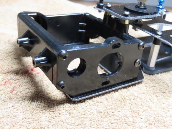 パーツから作ったF103 パーツから作るF1ラジコン F103を作ろう その1 - YouTube