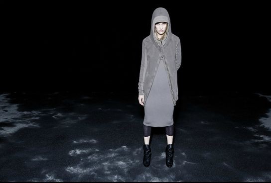ROQUE ILARIA NISTRI ロングフードブルゾン : The backroom of