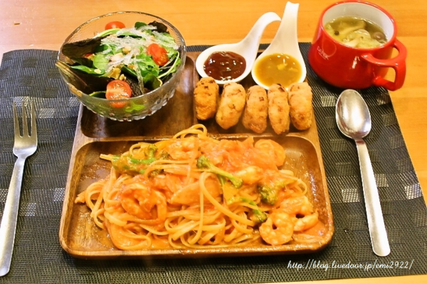 海老とブロッコリーのトマトクリームパスタの献立 美味しいごはん