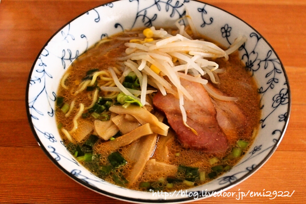 味噌ラーメン 美味しいごはん