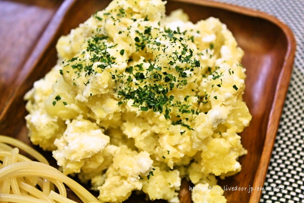 カッテージチーズ簡単レシピ さつまいもとカッテージチーズのサラダ レシピ 美味しいごはん