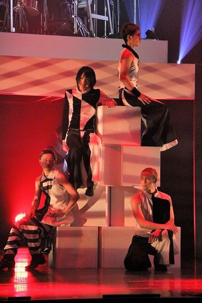 真冬のイリュージョンパーティへようこそ！LOVE LOVE de SHOW Vol.5