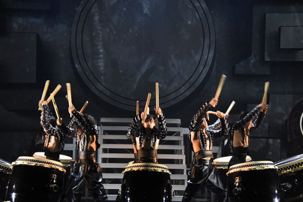 疾風怒濤のロックで観客を感動に誘う！DRUM TAO『ドラムロック 疾風