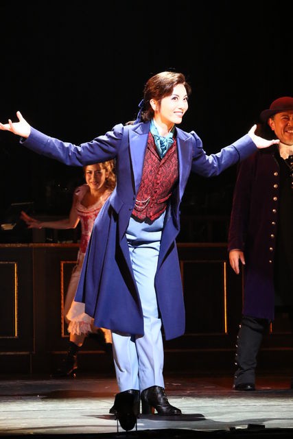 結末は2通り 観客参加型による異色のコメディ ミュージカル エドウィン ドルードの謎 宝塚ジャーナル