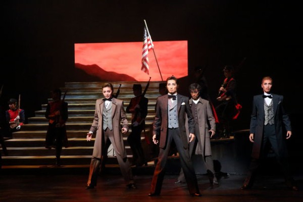 轟悠によって広がる宝塚の可能性。花組公演『For the people 