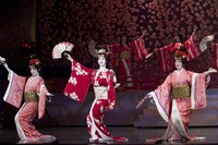 星組公演フォト・レビュー『宝塚 花の踊り絵巻ー秋の踊りー』 : 宝塚