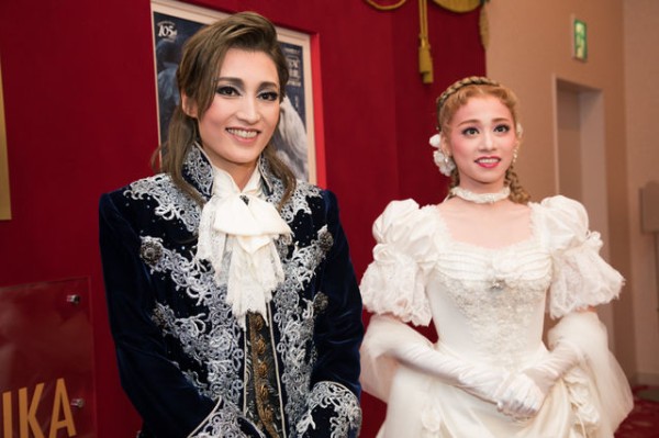 望海風斗＆真彩希帆コンビによる、これぞ決定版の風格を備えた