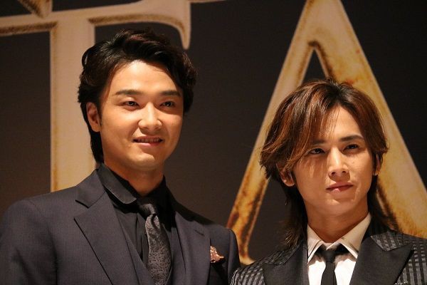 堂本光一＆井上芳雄、二大プリンス夢の共演が実現！ ミュージカル『ナイツ・テイル～騎士物語～』製作発表記者会見レポート : 宝塚ジャーナル