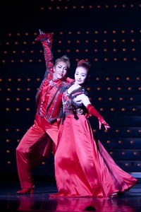 星組公演フォト・レビュー『愛と青春の旅だち』 : 宝塚ジャーナル