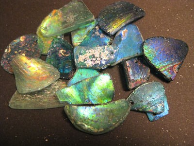 古代ガラスが宝石化 砂 土がうむローマングラスの輝き エニグマ速報