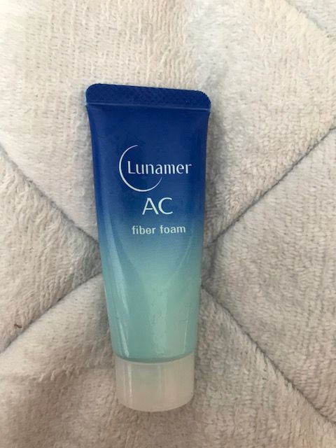 大人ニキビに効果あり ルナメアacの使用感は 口コミも掲載 アラサー女子が教える 本気の美容講座