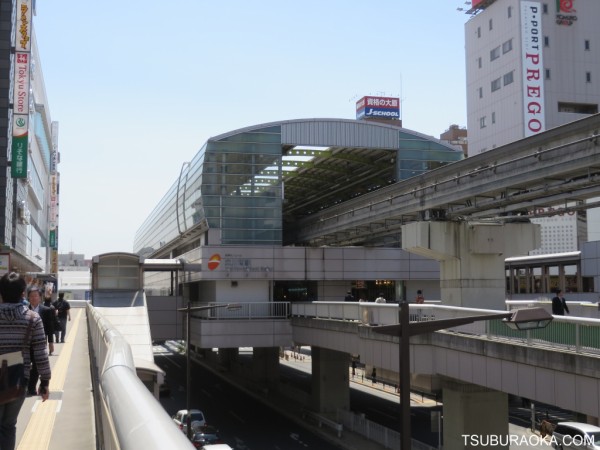 多摩モノレールには 立川南 駅と 立川北 駅がある どちらもjr立川駅から150メートル どちらも微妙に近そうで近くないような こだわり百貨店 Tsuburaoka Com