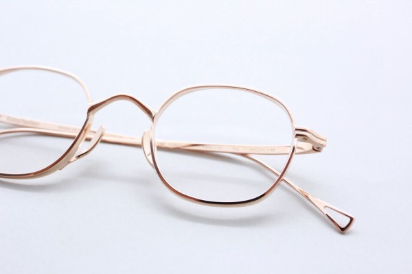 極美品 カメマンネン KMN131 RG メガネ 眼鏡 ローズゴールド 亀万年 極美品 カメマンネン KMN131 RG メガネ 眼鏡 ローズゴールド 亀