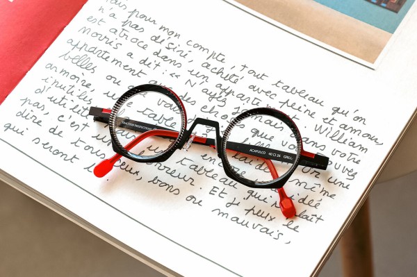 無難な毎日に、ささやかな逆襲を。」 ― フランス発 TRACTION