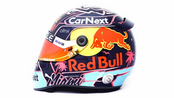 マックス フェルスタッペン マイアミ仕様のヘルメット F1通信jp