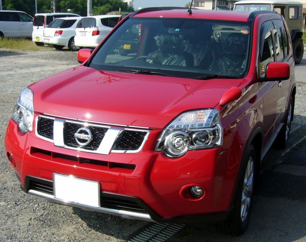 日産 エクストレイルのクリーンディーゼル車を納車しました 佐賀の福岡モータース 鈑金塗装とランクルも得意な整備工場