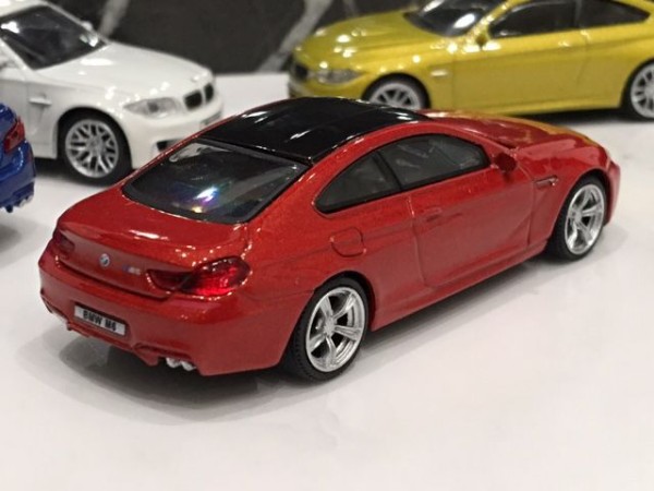 BMW M CAR COLLECTION 1/64スケール 4台セット BMW M CAR COLLECTION 1/64スケール 4台セット BMW M CAR