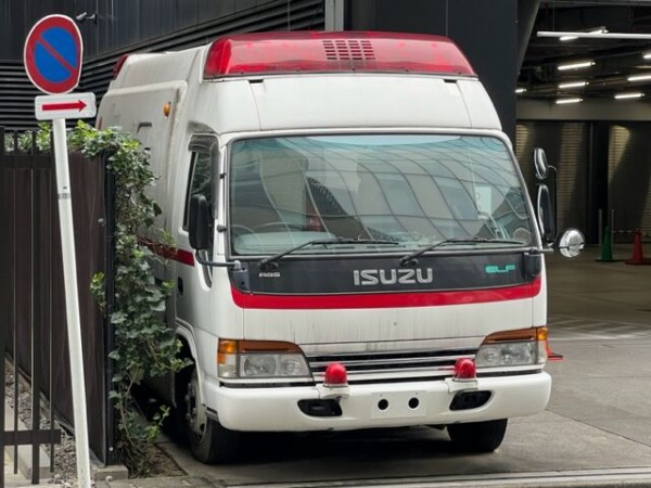 鷹の目カタログ いすゞエルフ救急車(スーパーメディック) 鷹の目カタログ いすゞエルフ救急車(スーパーメディック) 鷹の目