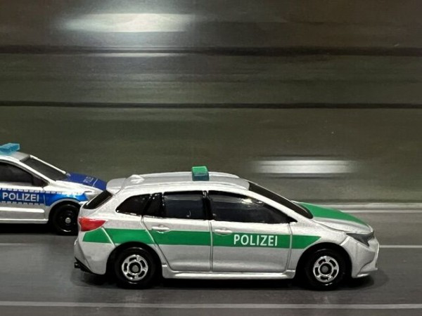 イオンオリジナルトミカ No.86 トヨタ カローラドイツ警察仕様