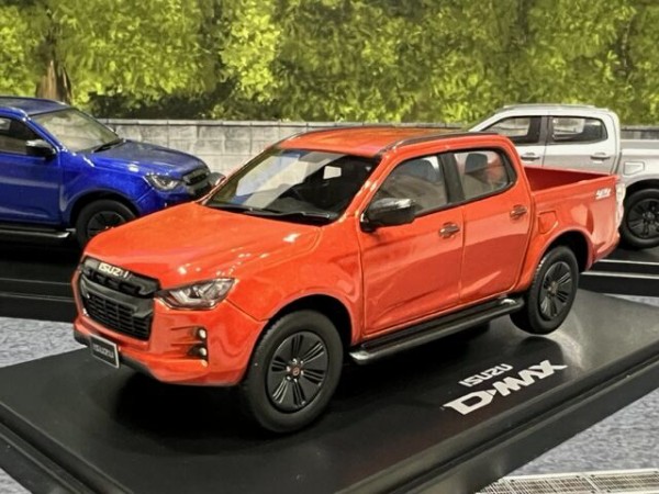 いすゞ　ＤーＭＡＸ　ミニカー　2個セット いすゞ DーMAX ミニカー 2個セット - メルカリ