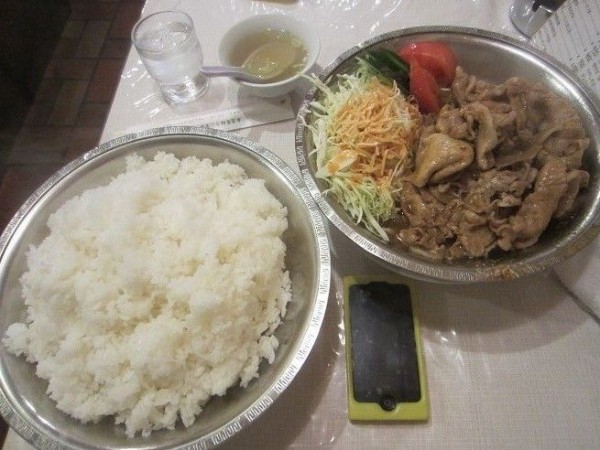 蘭州 の豚肉生姜焼き定食特盛 ９人前 ２ｋｇをチャレンジ 東京刺激クラブ