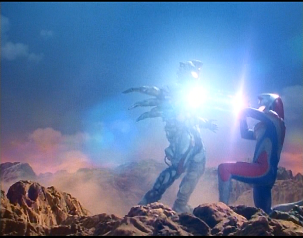 ウルトラマンダイナ最終章 完全版 ひかりへ 考察感想 彼と彼女が握ったもの ウルトラマンダイナ最終章 完全版 ひかりへ 考察感想 彼と彼女が握ったもの