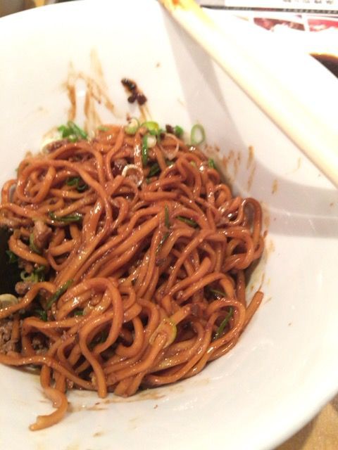 久しぶりに 麻辣担々麺 堂島 へ ハシュ７３の ラーメンと俺