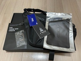 NIID FINO IV (2) / スリムで便利なボディバッグ : 狐丸の「これ買って