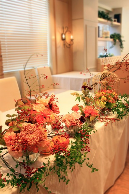 ハロウィンカラーで装花を エバーグリーン 花日記