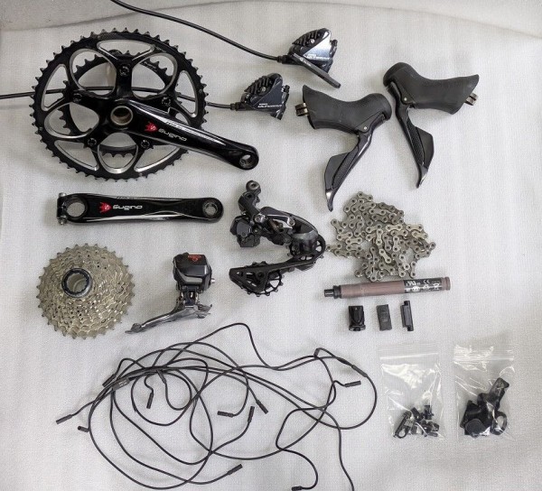 中古品販売】ULTEGRA R8070 Di2 11速 油圧コンポセット 、一体型