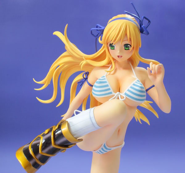 閃乱カグラ　少女達の真影　葛城　1/8 完成品　フィギュア Amazon.co.jp: 閃乱カグラ -少女達の真影- 葛城 1/8スケール PVC