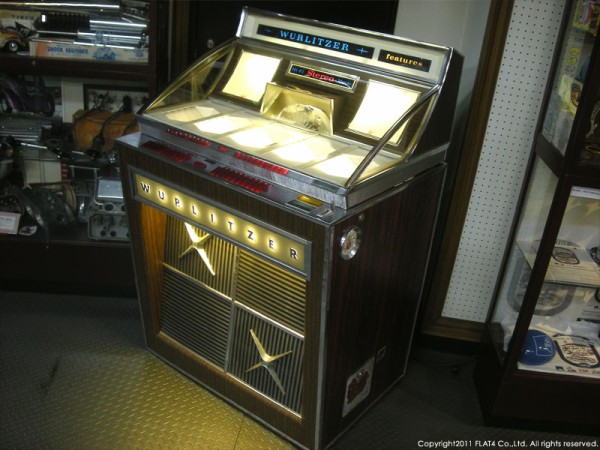 □近日FOR SALE!!ジュークボックス「'65 Wurlitzer 2910」 : Today's FLAT4