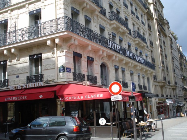 凱旋門のレストランでランチはクロックマダムがお勧め ロンドンのついでにパリ7 優雅に空を飛びたい お得な旅でダイヤ会員へ