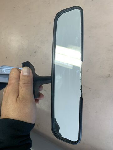 Mercedes Benz W124 ルームミラー問題 : FOBLOG(fob-schrank blog) Mercedes Benz W124 ルームミラー問題 : FOBLOG(fob-schrank blog)