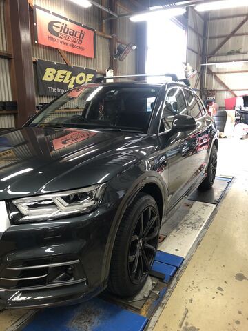 AUDI Q5 FY BMC エアフィルター交換 : FOBLOG（fob-schrank blog）