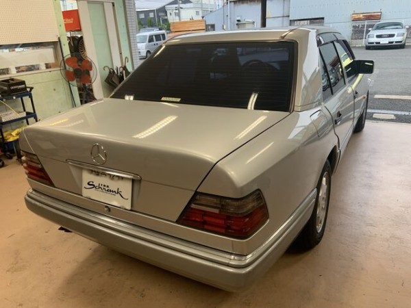 Mercedes Benz W124 ルームミラー問題 : FOBLOG（fob-schrank blog）