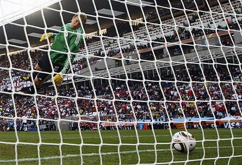 プレミアリーグ 来季からゴール判定技術導入へ サッカーニュース速報 プレミアリーグ 来季からゴール判定技術導入へ サッカーニュース速報