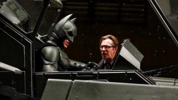 ダークナイトの最後のゴードン警部のセリフで鳥肌たつやつwwww アメ速 ダークナイトの最後のゴードン警部のセリフで鳥肌たつやつwwww アメ速