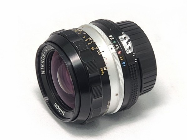 Nikon ニコン Nikkor-N.C Auto 24mm f2.8 Ai改 ニコン Auto Nikkor 24mm F2.8 （Ai改） : オールドレンズのフォトベルゼ