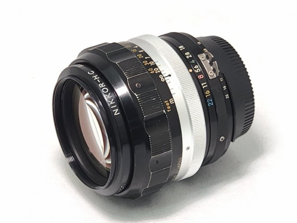 ニコン Auto Nikkor 85mm F1.8 （後期型）（Ai改） : オールドレンズの