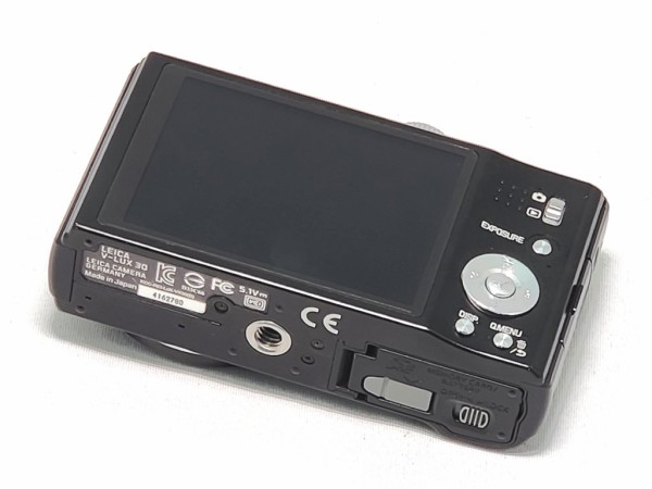 ライカ V-LUX 30 Okawara Factory : オールドレンズのフォトベルゼ