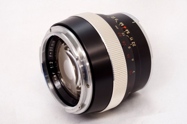 カールツァイス Sonnar 85mm F2 Black （Contarexマウント） : オールドレンズのフォトベルゼ