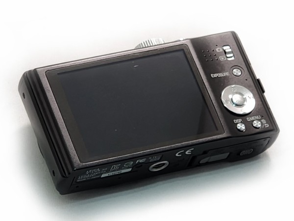 ライカ V-LUX 30 Okawara Factory : オールドレンズのフォトベルゼ